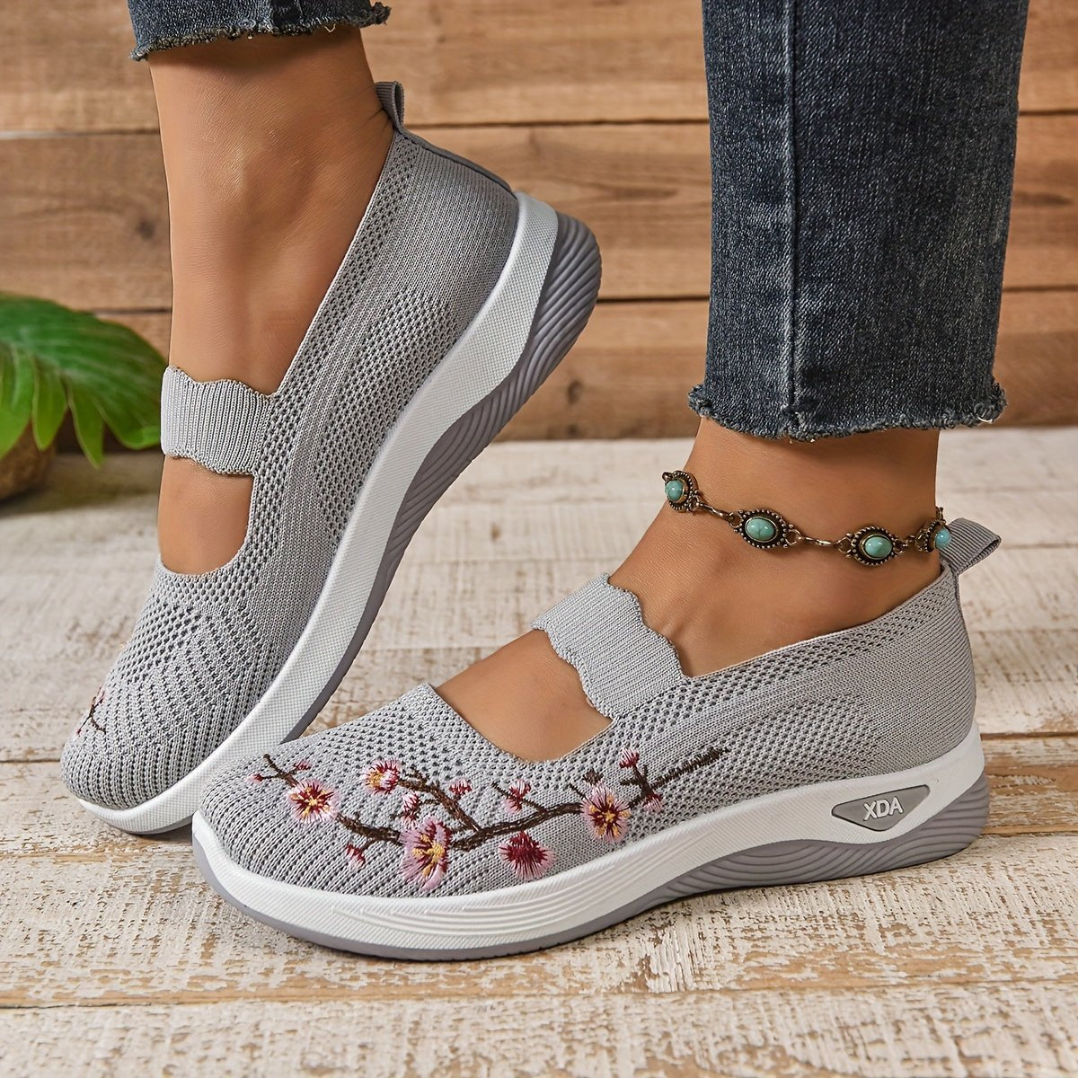 Women's Floral Mary Jane Sneakers - Gray
