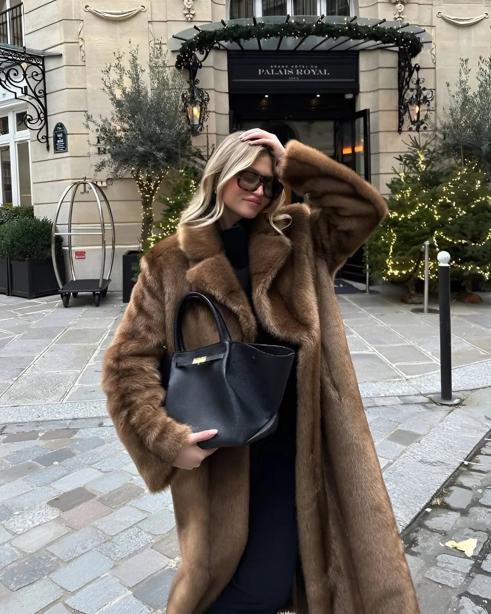 Women's Oversized Shawl-Collar Fur Coat