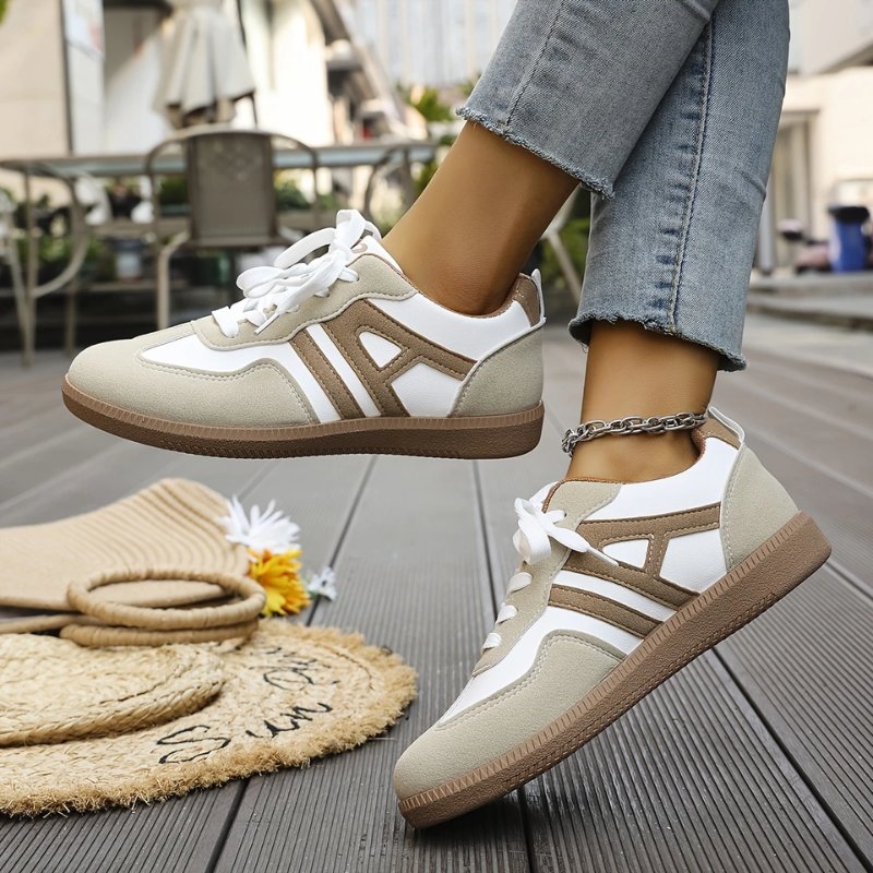 Women's Retro Low-Top Sneakers