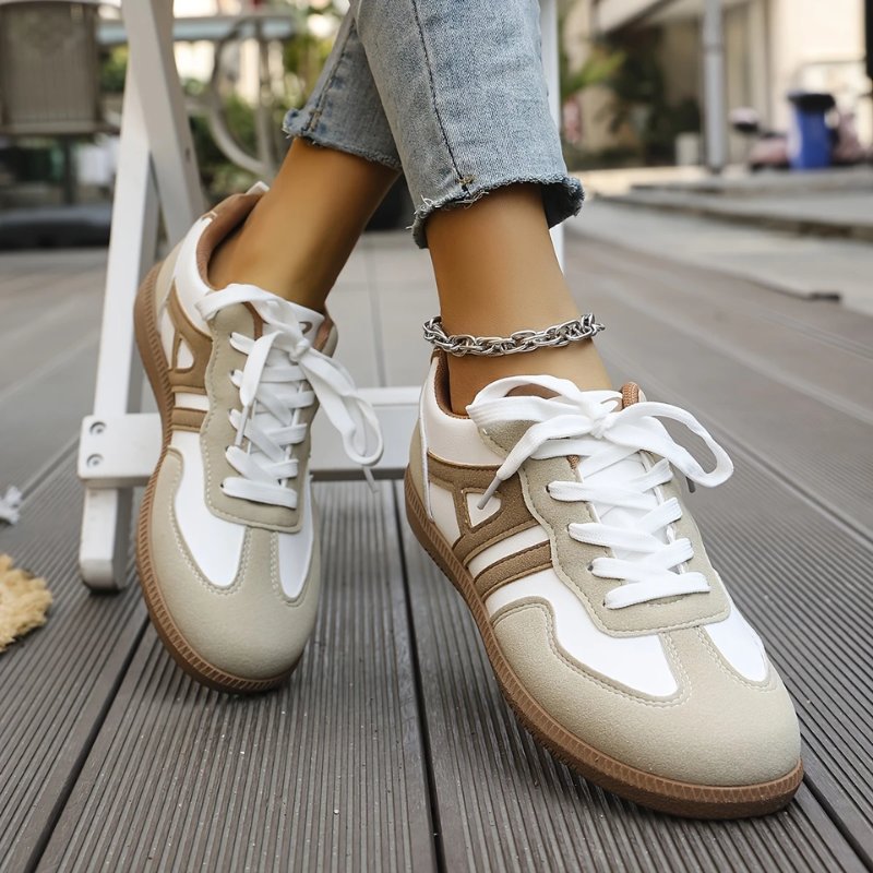 Women's Retro Low-Top Sneakers