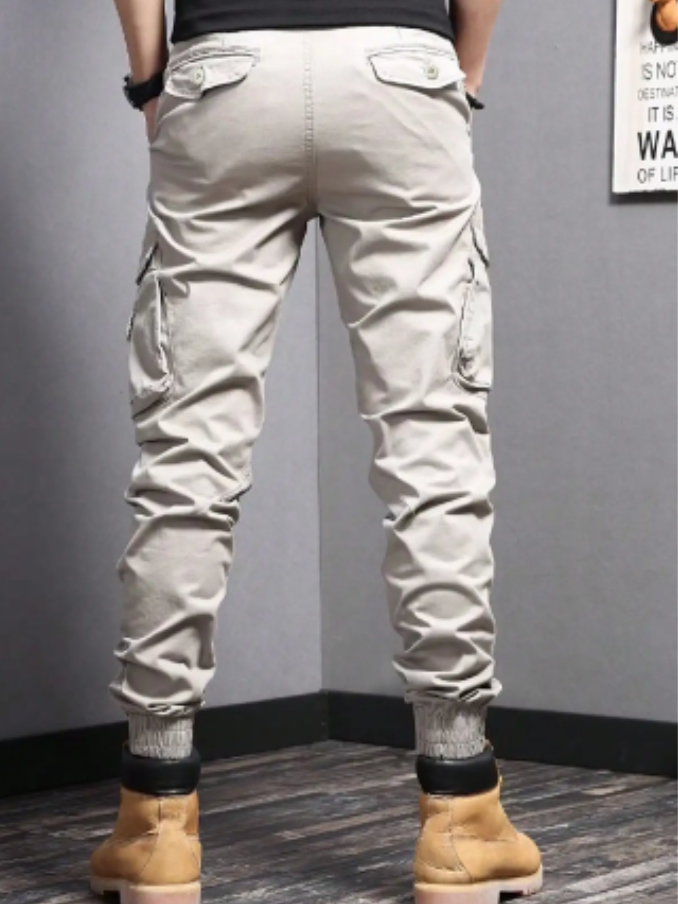 Crispin Men's Slim Fit Cargo Joggers 11