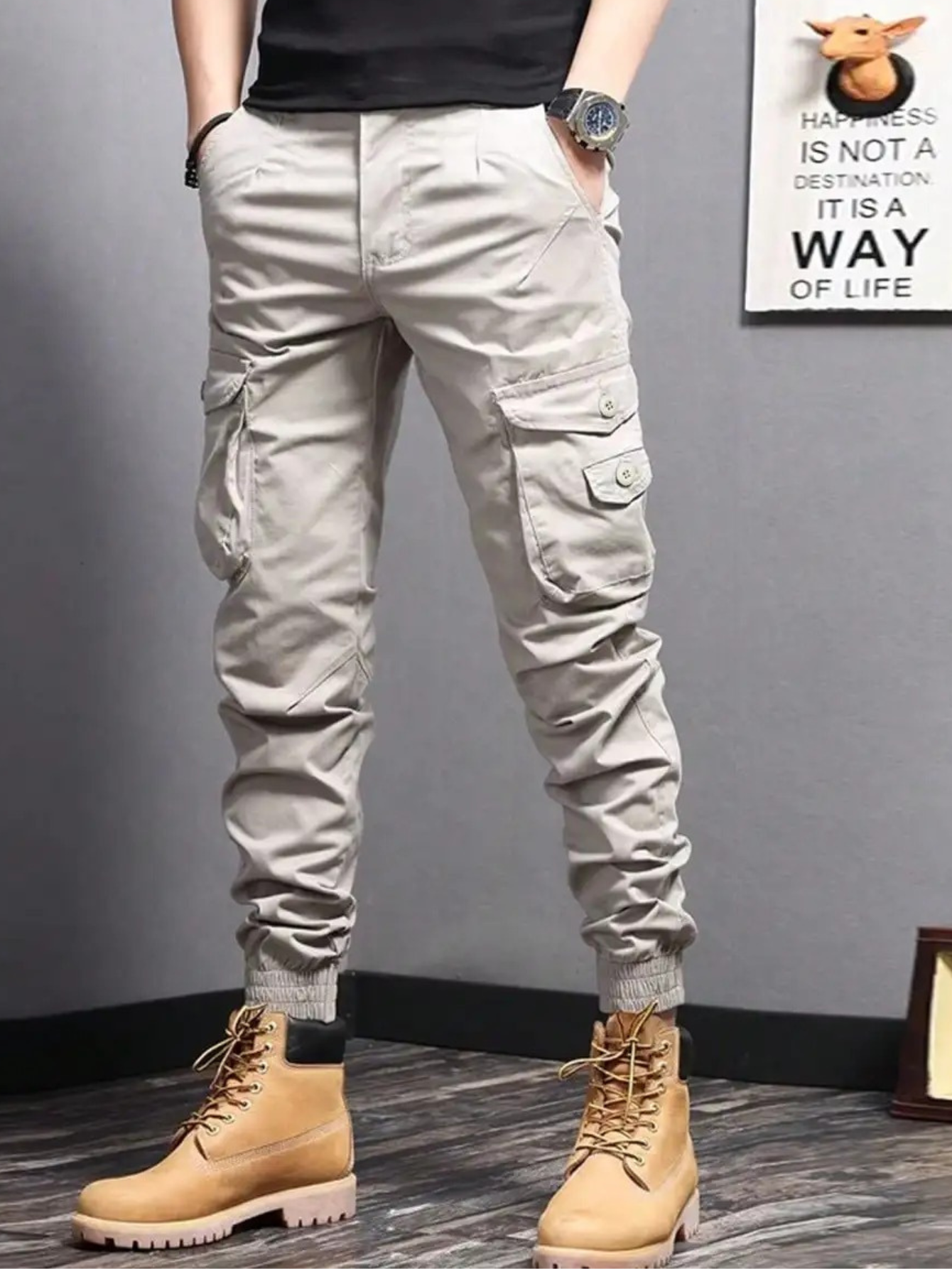 Crispin Men's Slim Fit Cargo Joggers 24