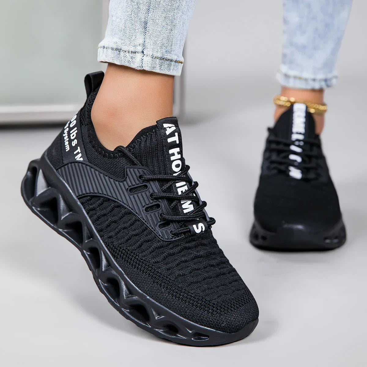 Daisy Women's Mesh Athletic Sneakers 4