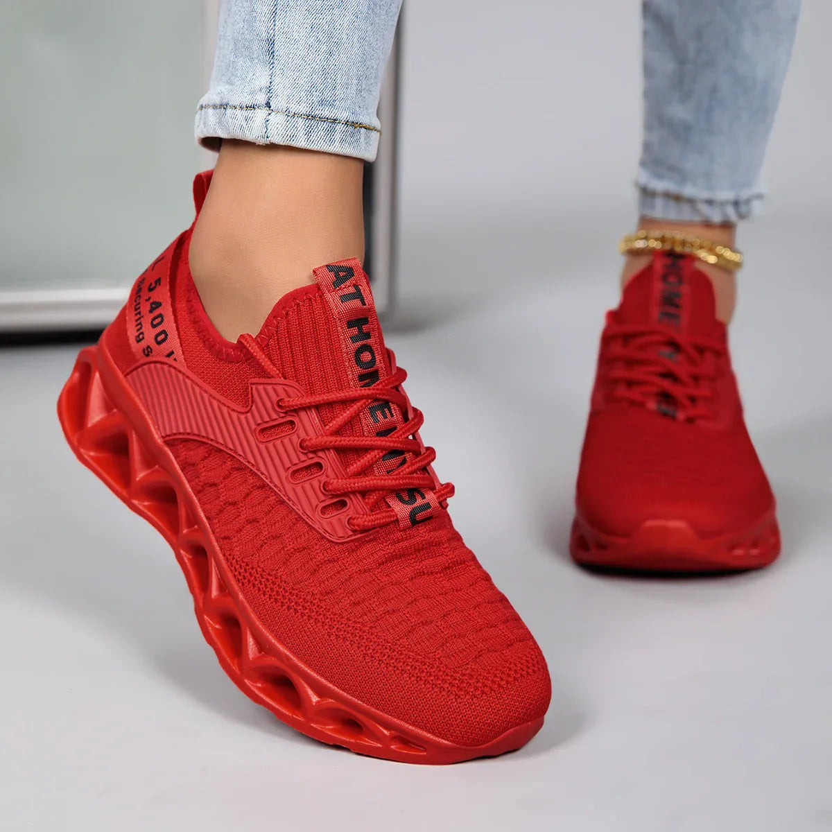 Daisy Women's Mesh Athletic Sneakers 7