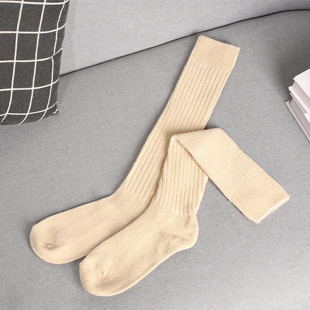 Diana Women's Ribbed Knee High Socks 7