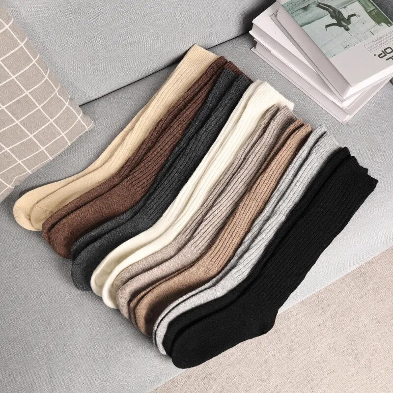 Diana Women's Ribbed Knee High Socks 9