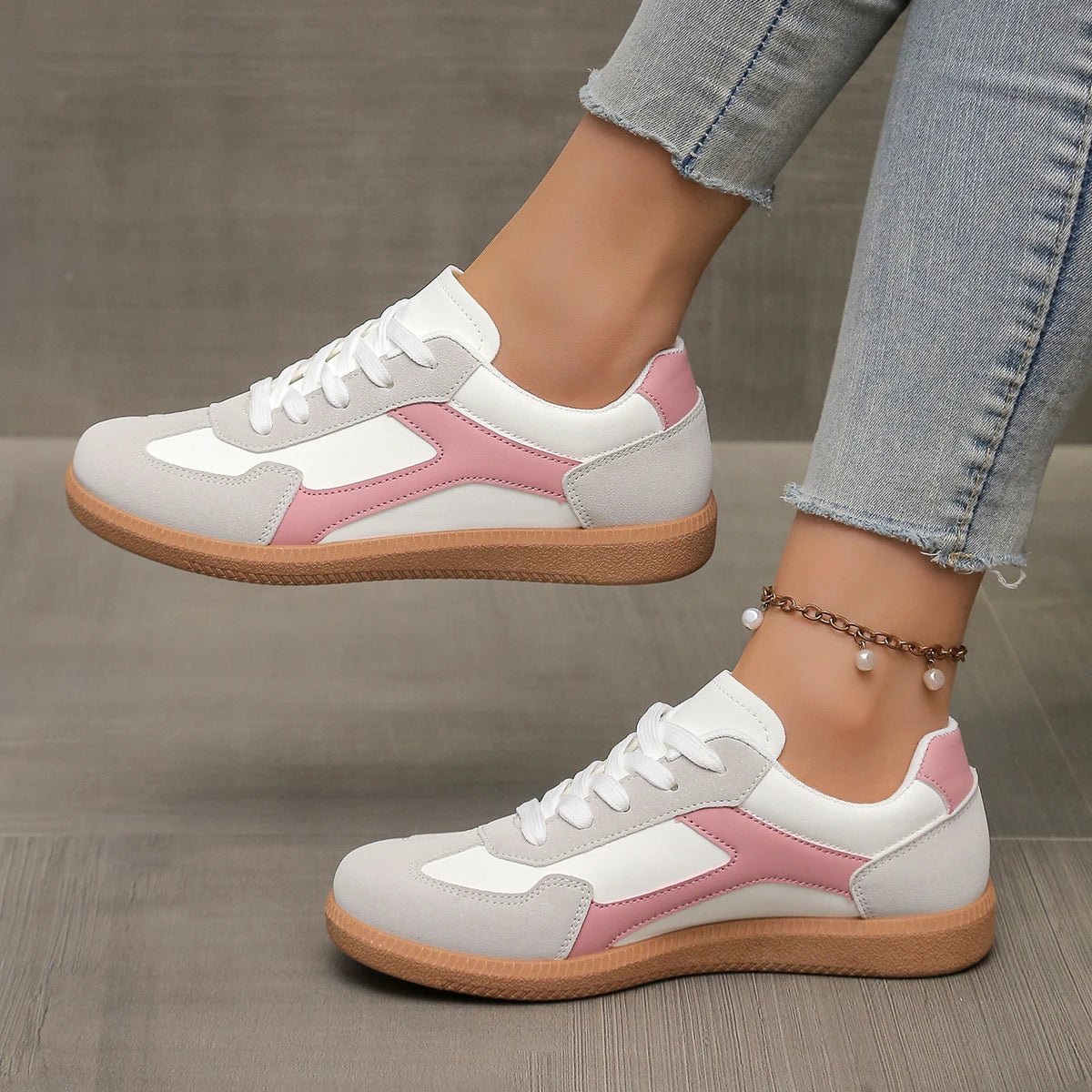 Women's Low-Top Sneakers - Pink