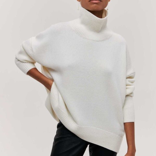 Women's Oversized Wool Turtleneck Sweater - White