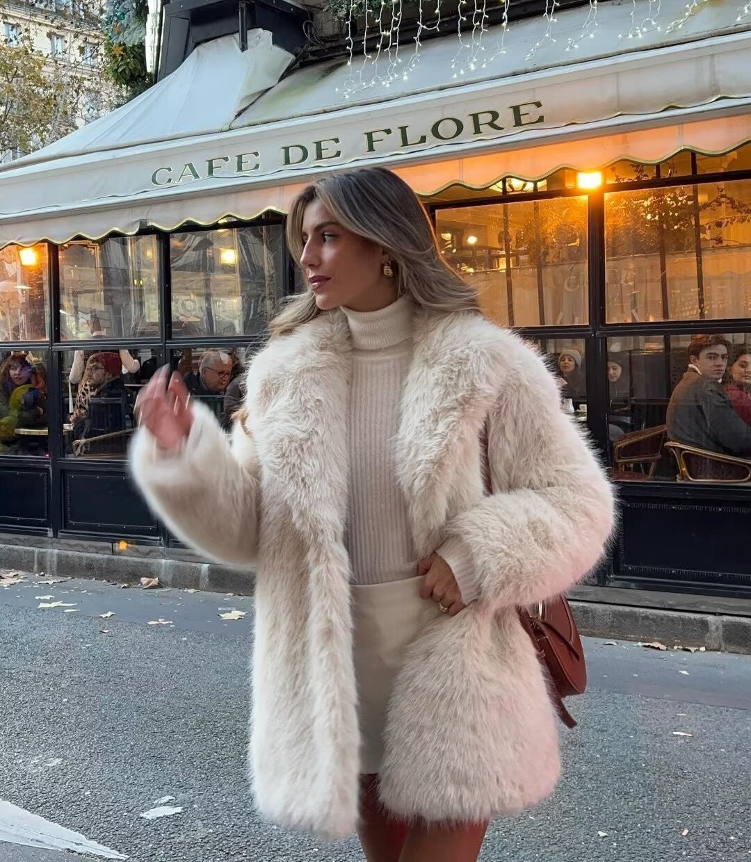 Women's Faux Fur Coat - Off-white