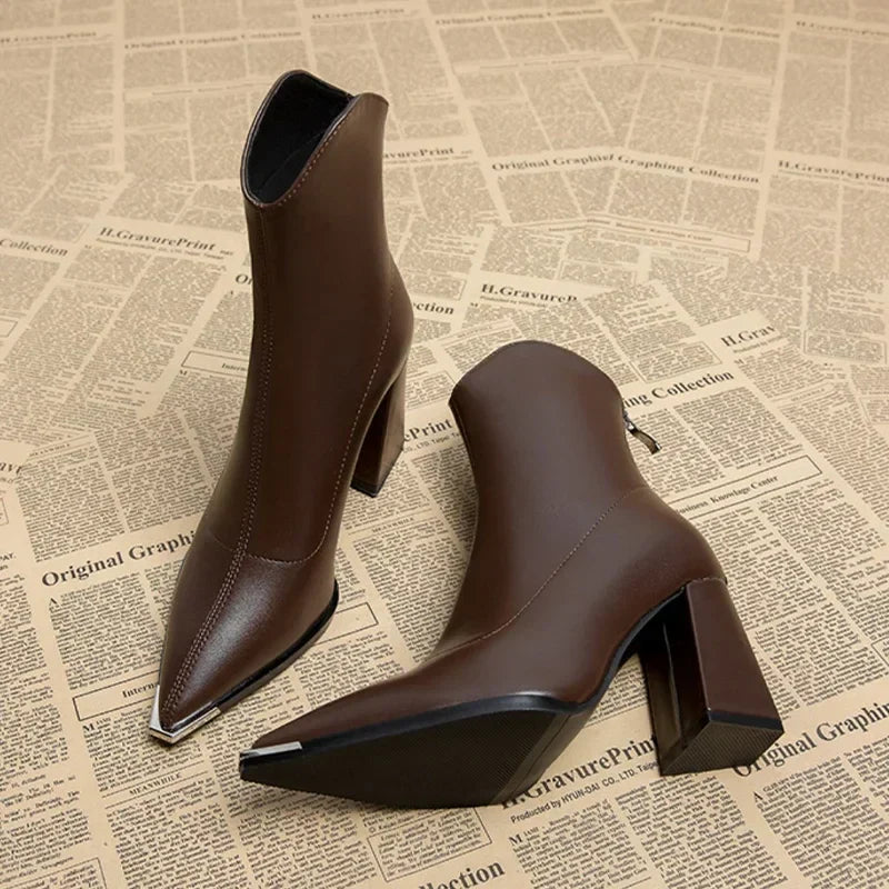 Isla Women's Leather Block Heel Ankle Boots 11