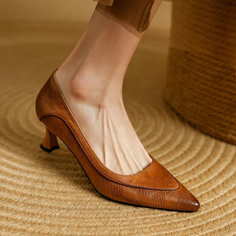 Kitten Heel Pumps - Brown