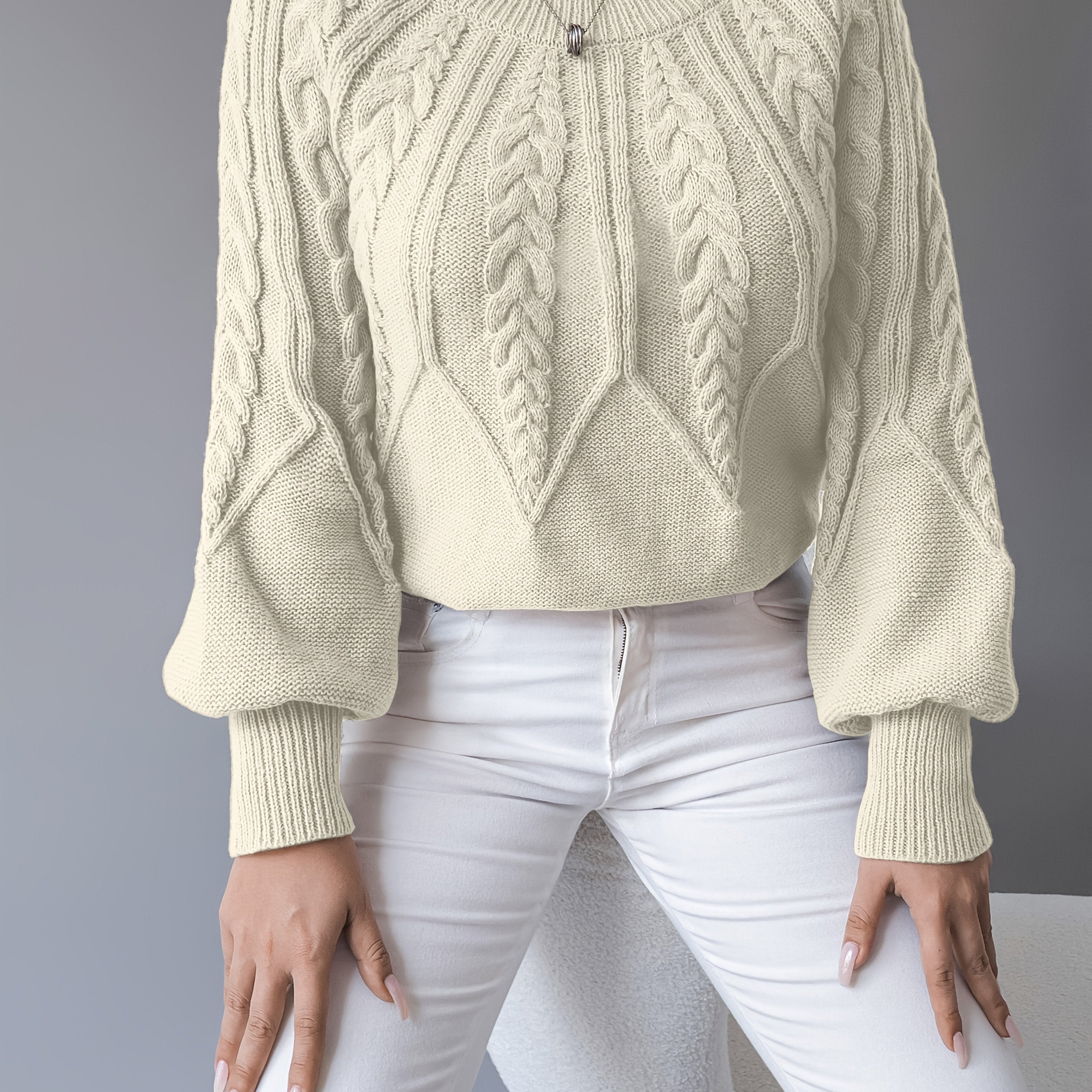 Women's Cropped Cable-Knit Wool Sweater - Apricot