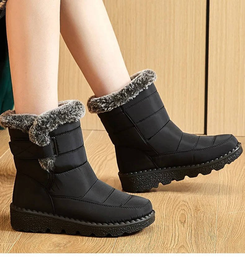 Women's Mid-Calf Snow Boots
