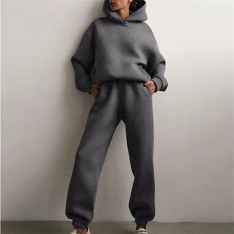 Olivia Women's Fleece Hoodie & Jogger Set 1