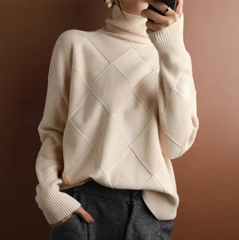 Women's Argyle Cashmere Turtleneck Sweater - Beige
