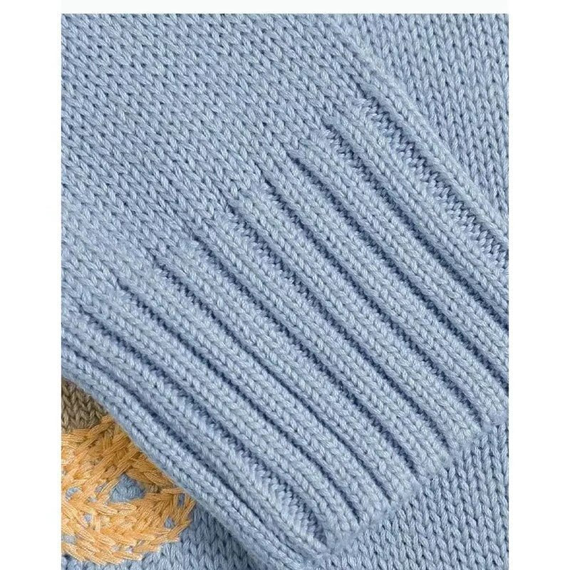 Women's Graphic Crew Neck Sweater - L