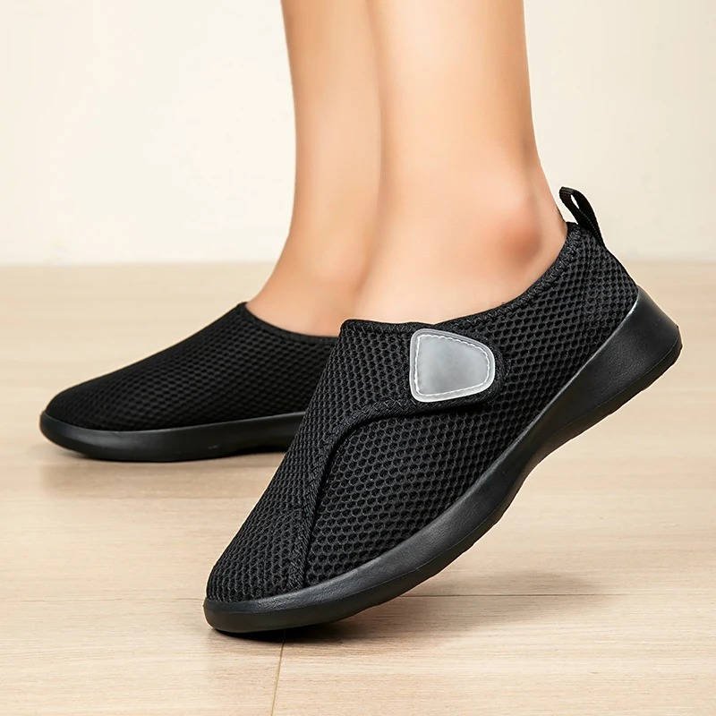 Women's Mesh Slip-On Sneakers - Black