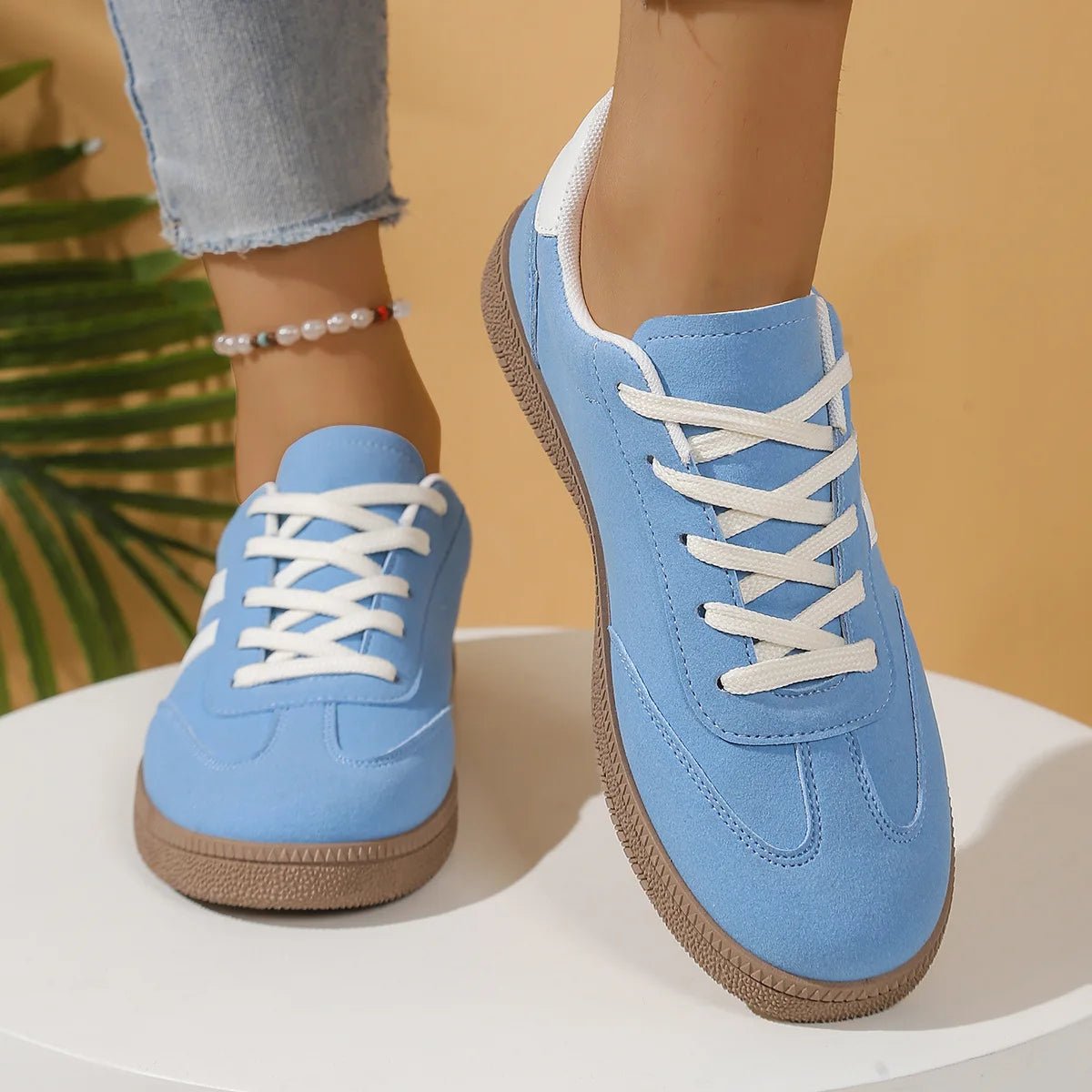 Women's Suede Low-Top Sneakers - Blue