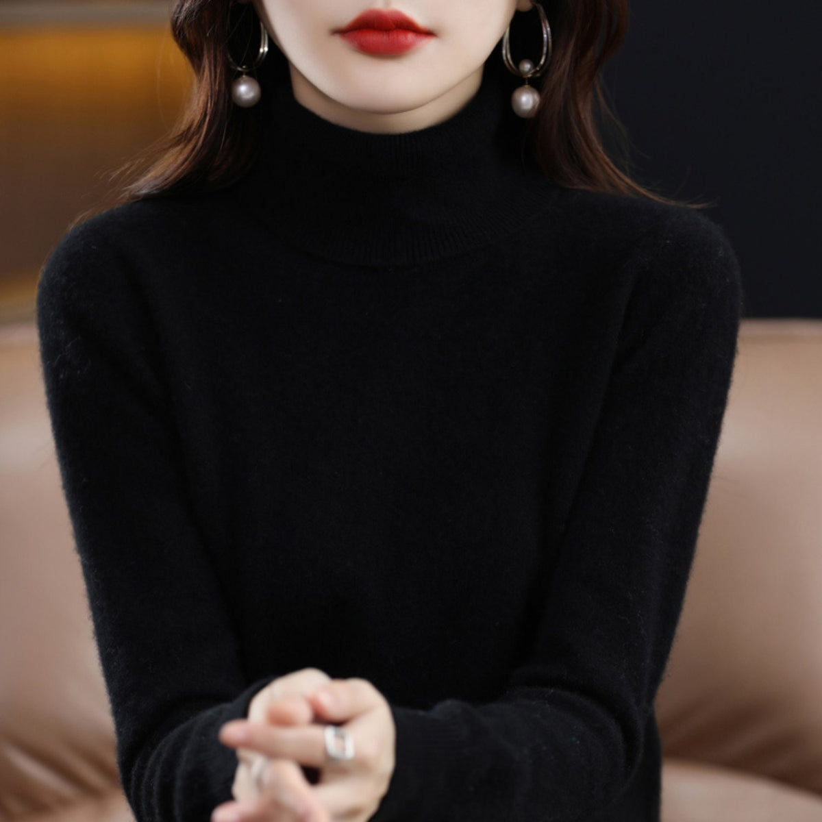 Women's Slim Cashmere Turtleneck Sweater - Black