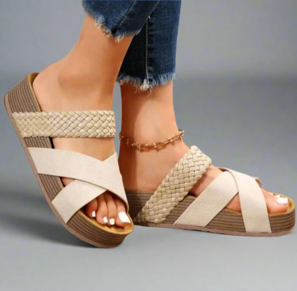 Ruby Women's Woven Platform Wedge Sandals 5