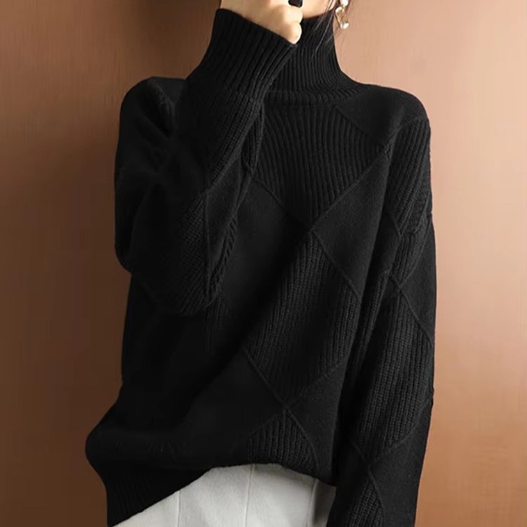 Women's Oversized Wool Turtleneck Sweater