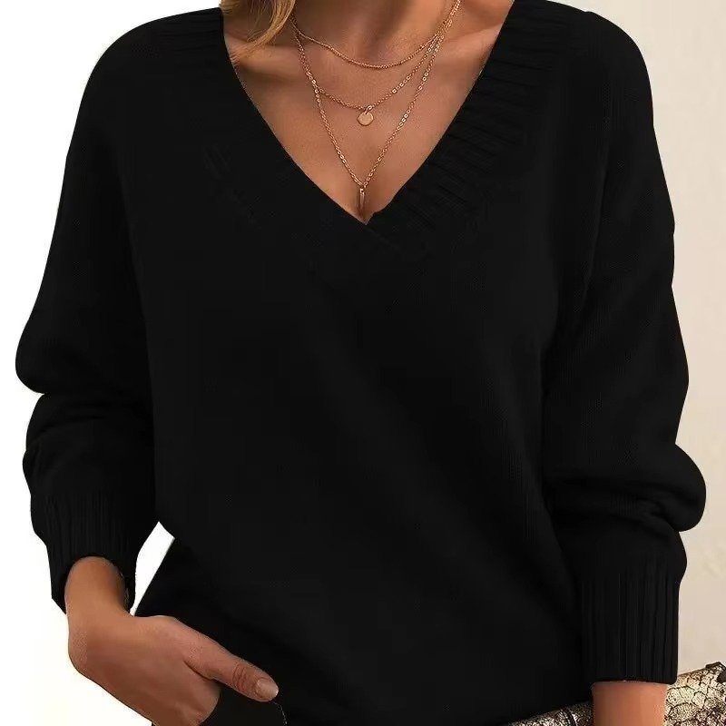 Women's Oversized V-Neck Knit Sweater - Black