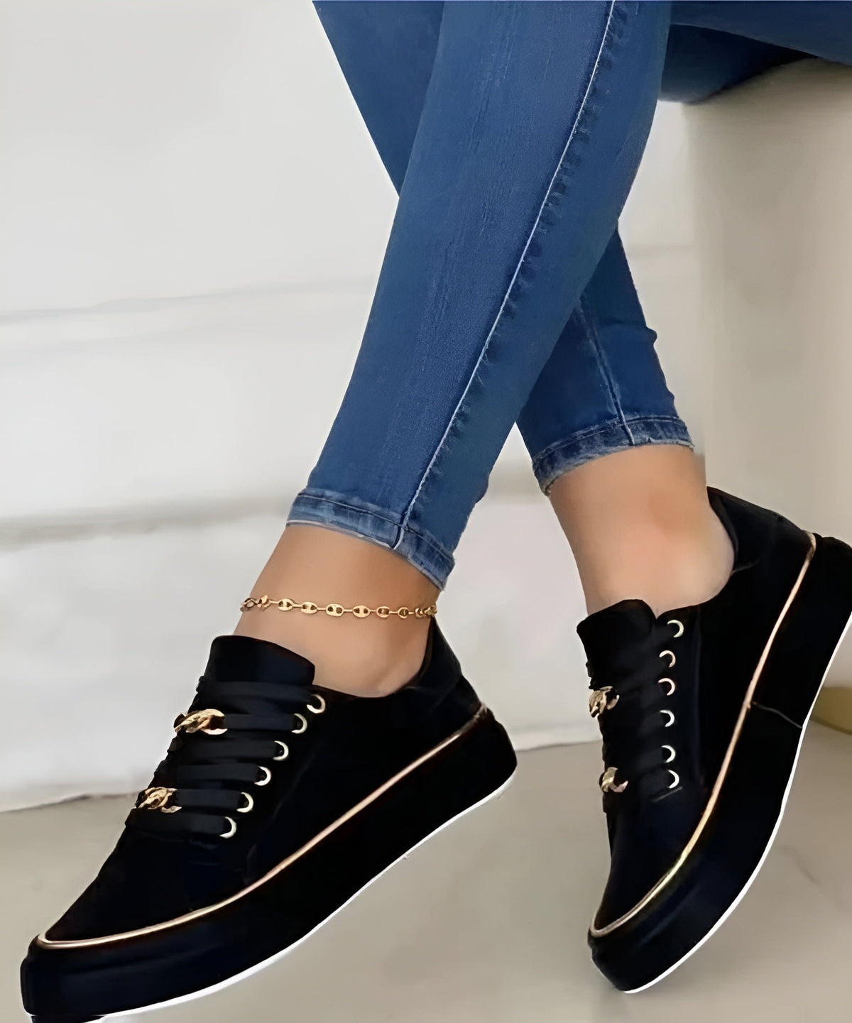 Women's Platform Sneakers - Black