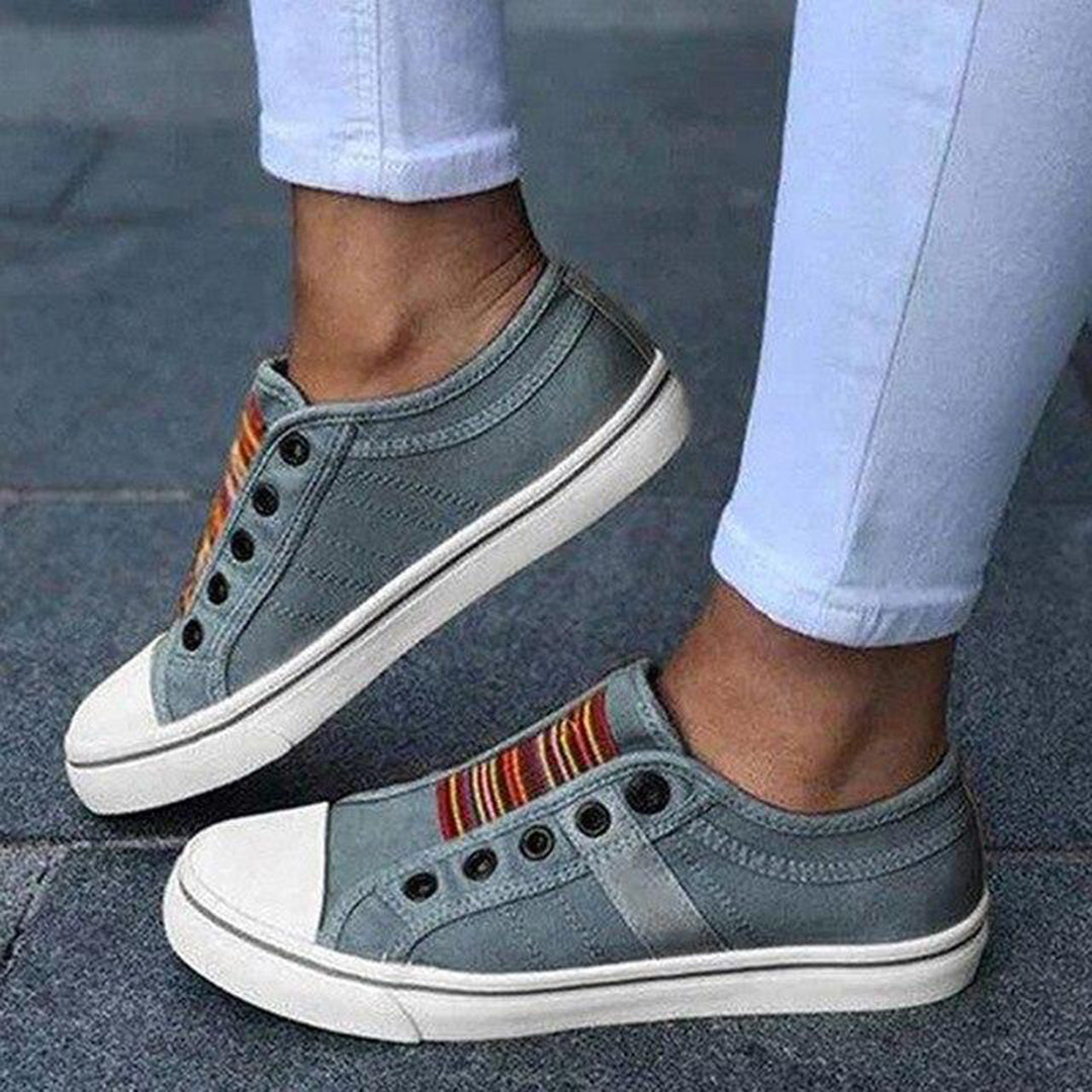 Zara Women's Canvas Slip On Sneakers 1