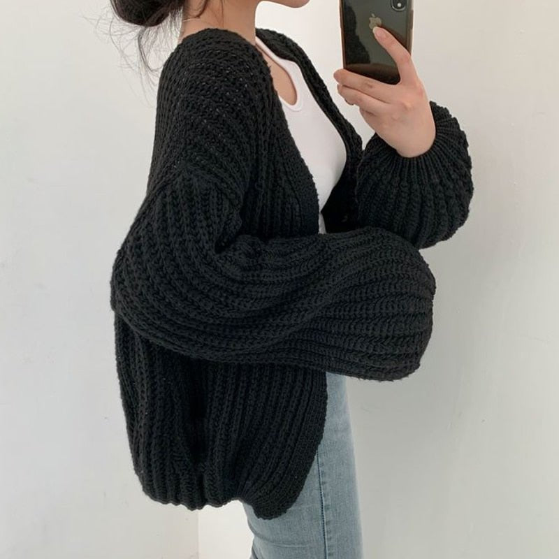 Women's Oversized Chunky Knit Cardigan - Black