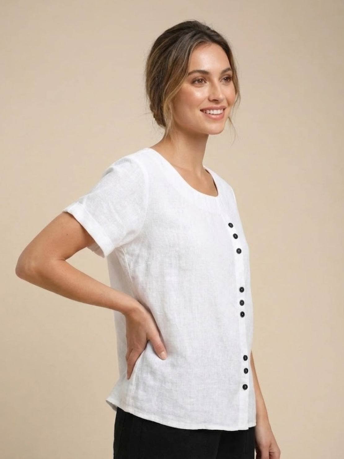 Women's Linen Button-Front Blouse