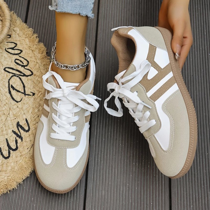 Women's Retro Low-Top Sneakers
