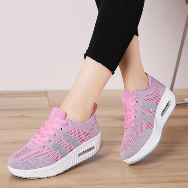 Women's Knit Platform Sneakers