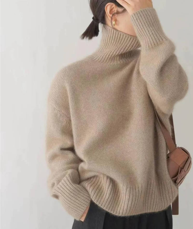 Claire Women's Wool Turtleneck Sweater 2