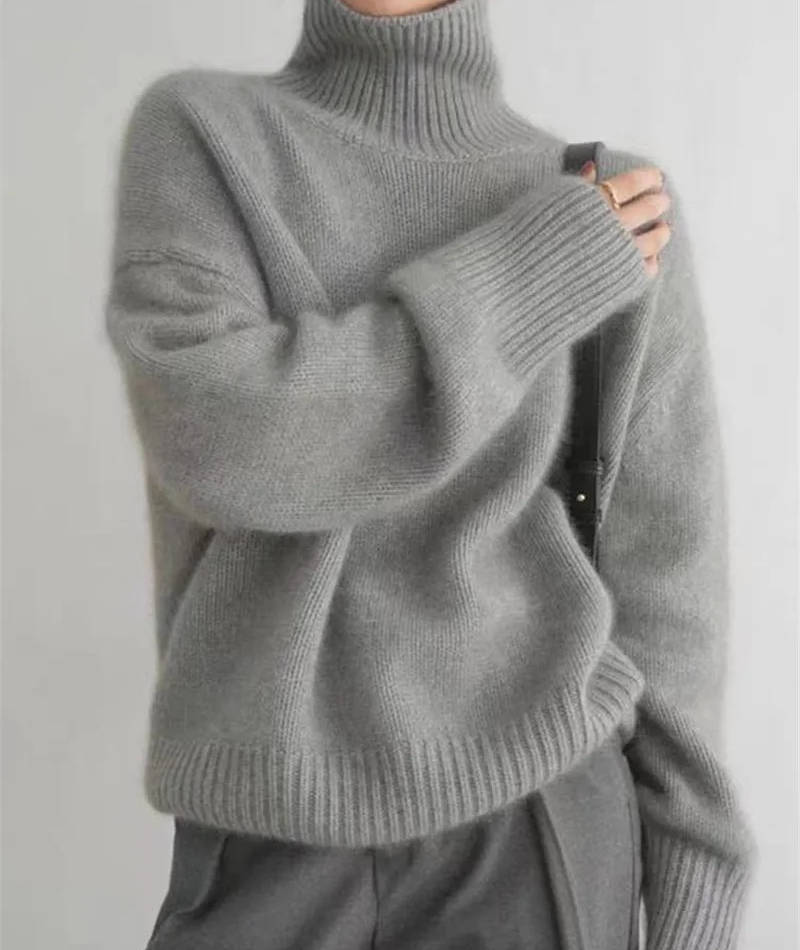 Claire Women's Wool Turtleneck Sweater 9