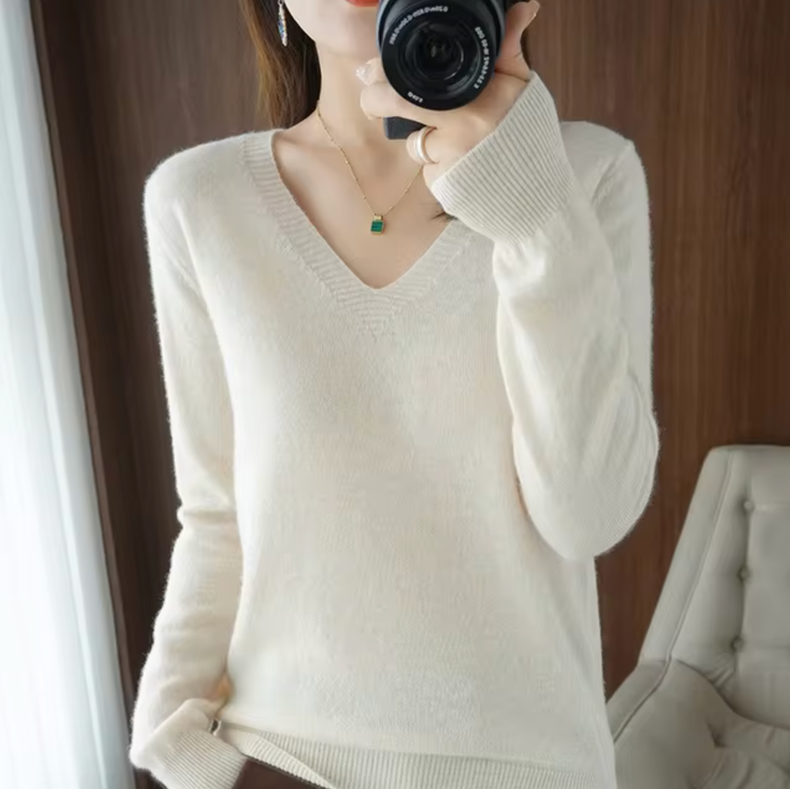 Claudia Women's V Neck Ribbed Sweater 7