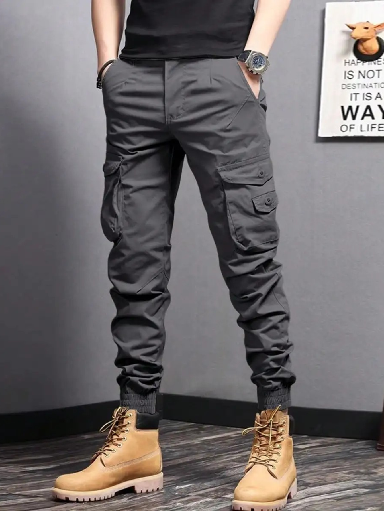 Crispin Men's Slim Fit Cargo Joggers 23