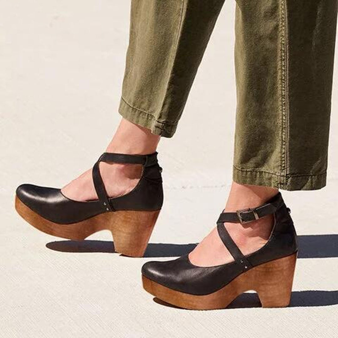 Daisy Women's Leather Platform Ankle Boots 1
