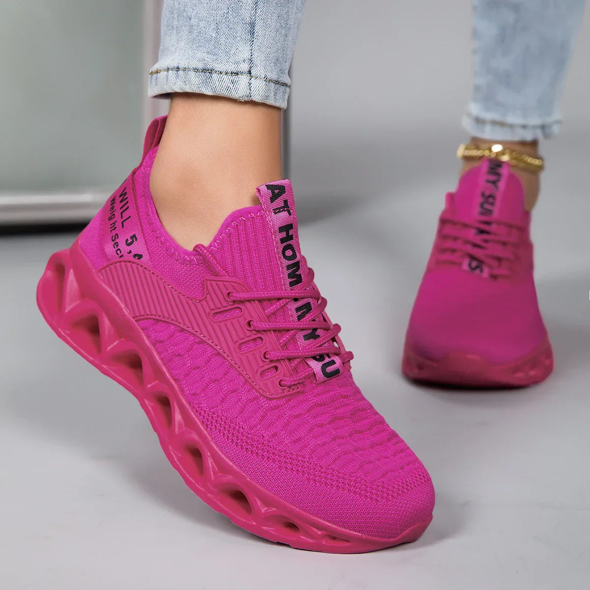 Daisy Women's Mesh Athletic Sneakers 1