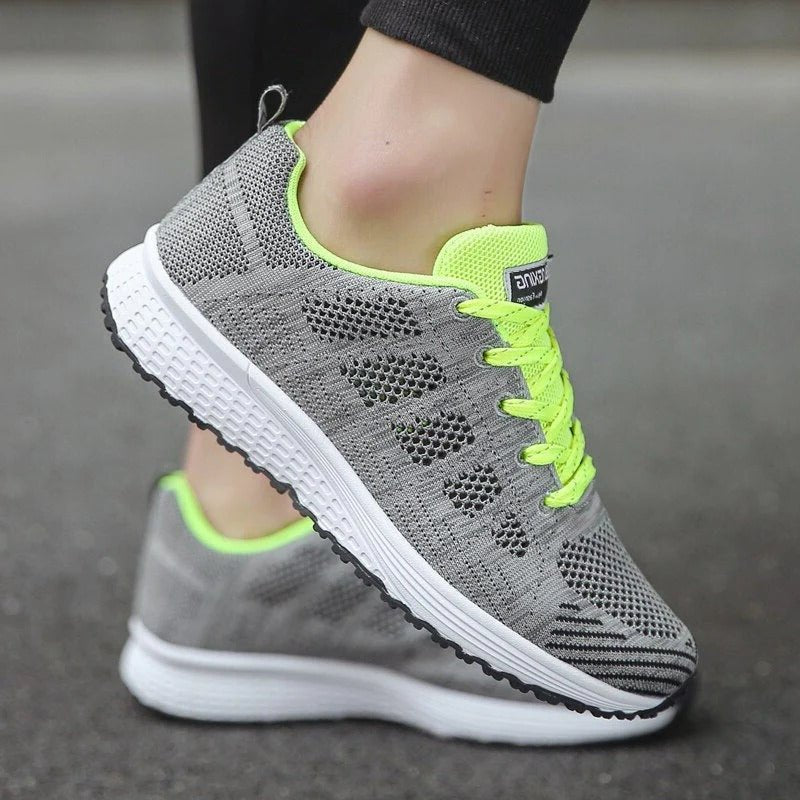 Women's Knit Running Sneakers - Green