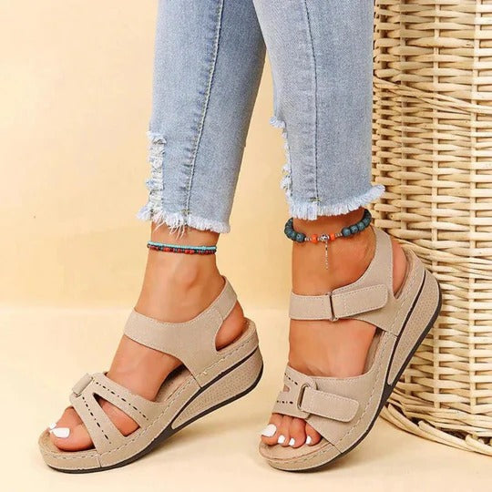 Harriet Women's Platform Wedge Sandals 8