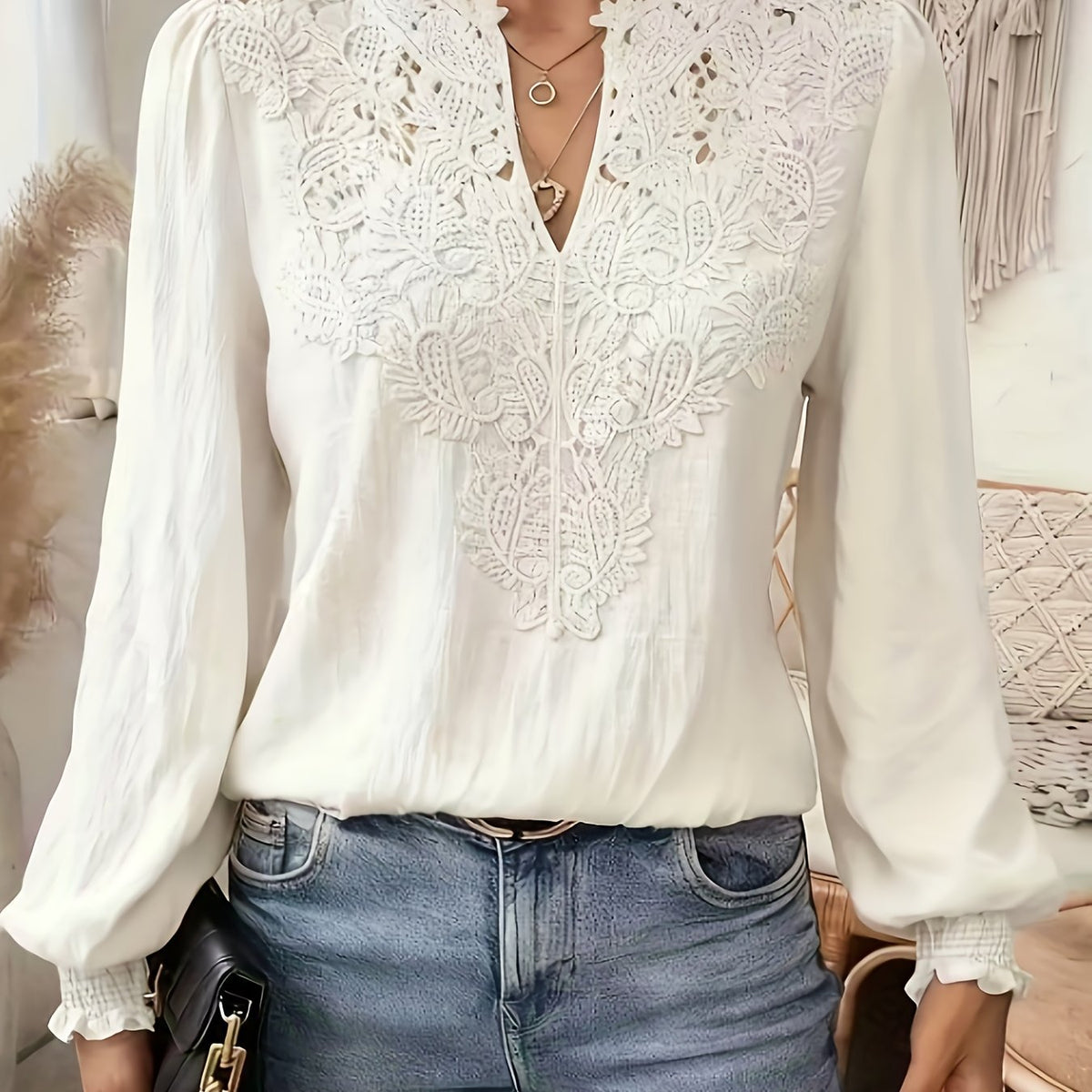 Women's Floral V-Neck Blouse - White