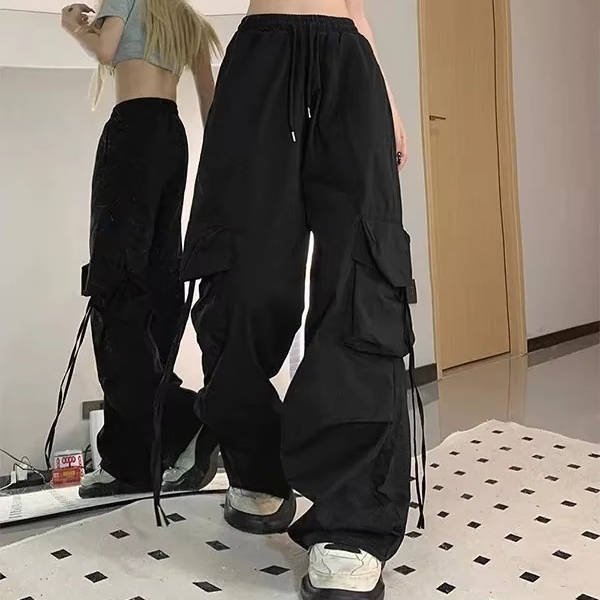 Women's Wide-Leg Cargo Pants - Black