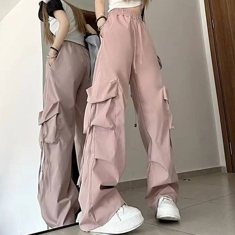 Women's Wide-Leg Cargo Pants - Pink