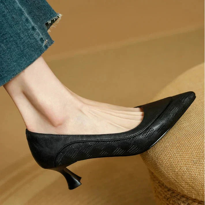 Kitten Heel Pumps - Black