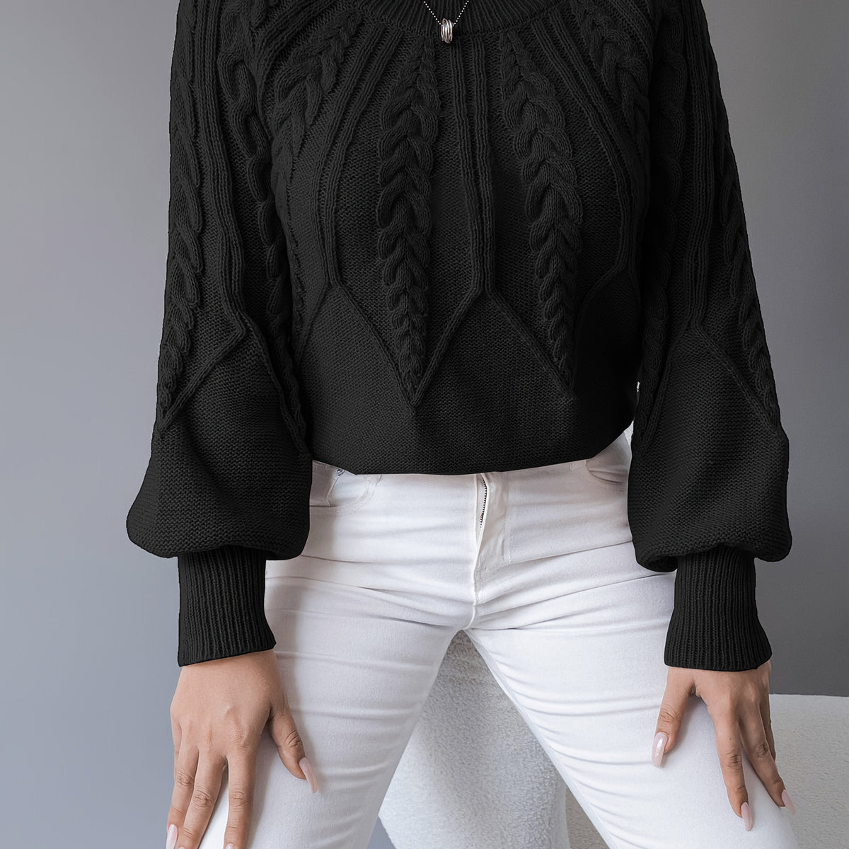Women's Cropped Cable-Knit Wool Sweater - Black