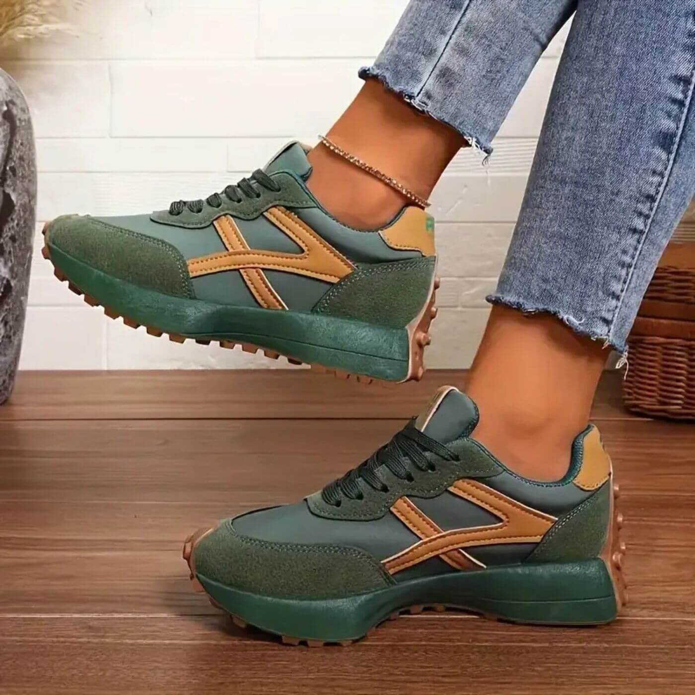 Women's Platform Sneakers - Green
