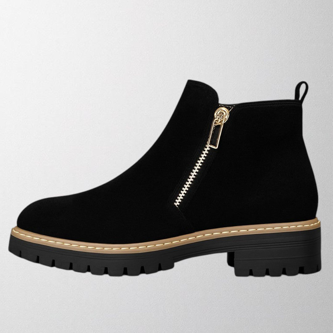 Women's Suede Chelsea Boots - Black
