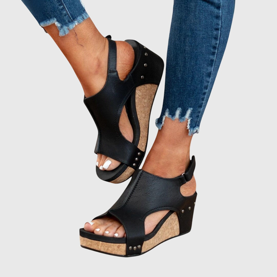 Natalie Women's Suede Platform Wedges 7