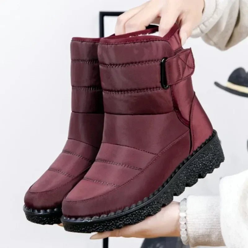 Women's Quilted Snow Boots - Red