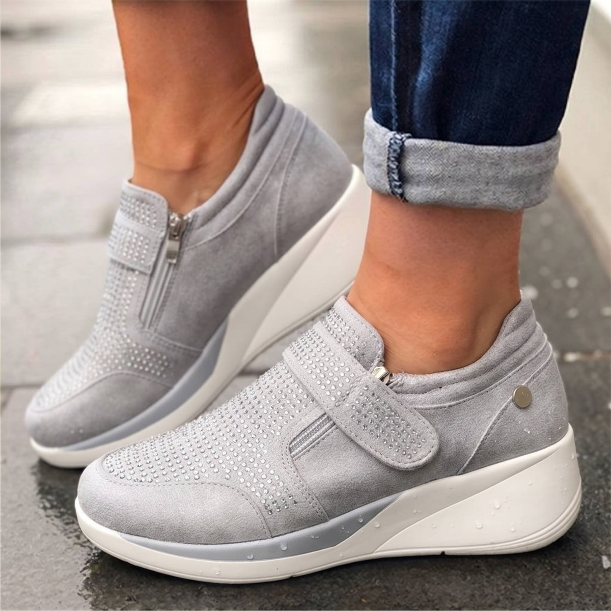Women's Suede Wedge Sneakers - Grey